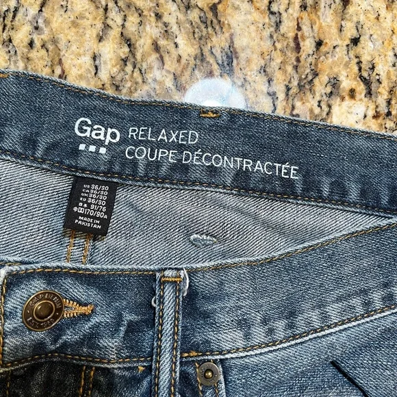 Gap distressed Classic Blue Men's Jeans relaxed fit 36/30 - Picture 10 of 13